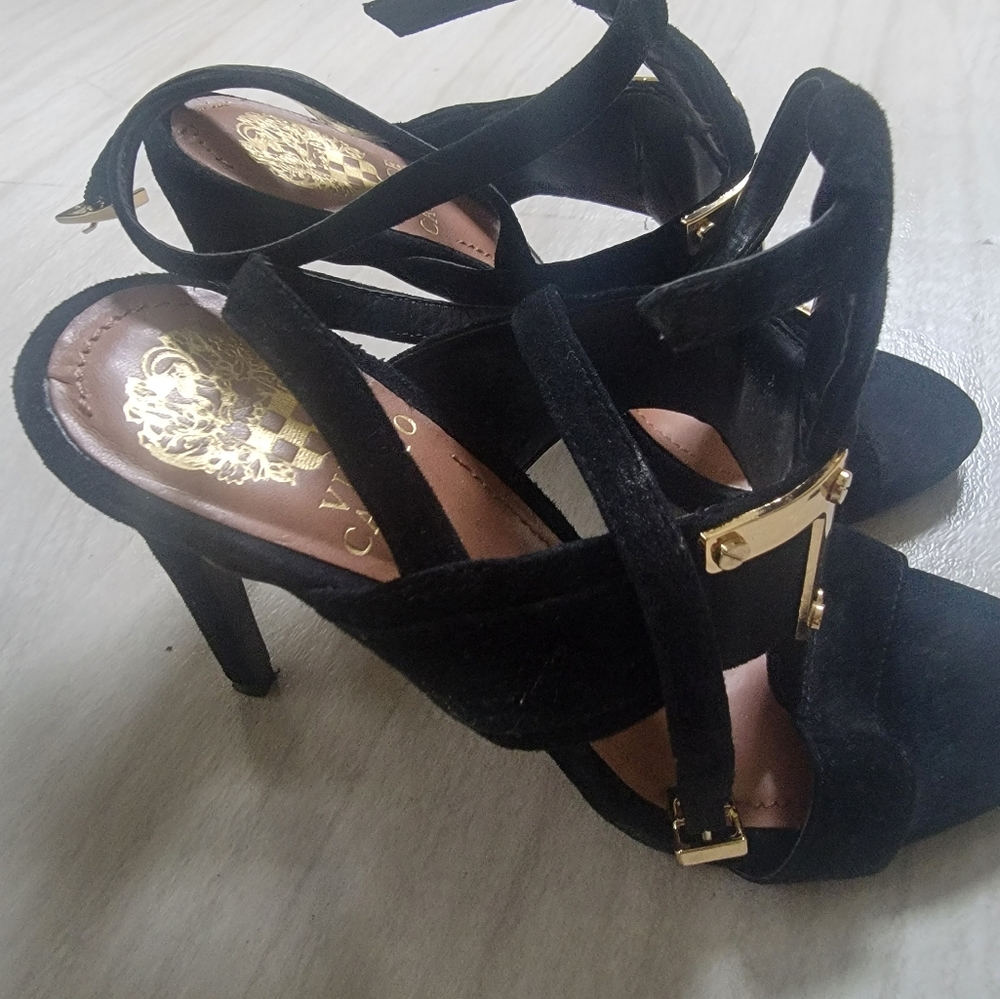 Vince Camuto sandals - Picture 4 of 6